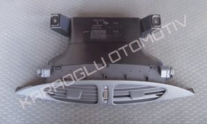 Renault Laguna 2 Torpido Havalandırma Menfezi Orta 7701049423