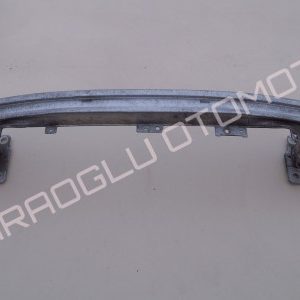 Renault Megane 3 Tampon Traversi 752100003R