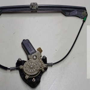 Renault Clio Symbol Sağ Ön Cam Krikosu Çıkma 8200169095
